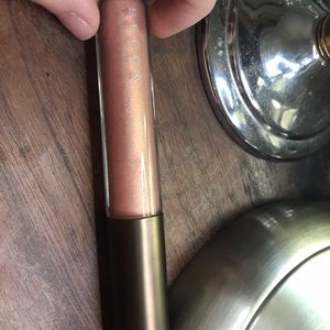 Becca Liquid Crystal Lip Topper